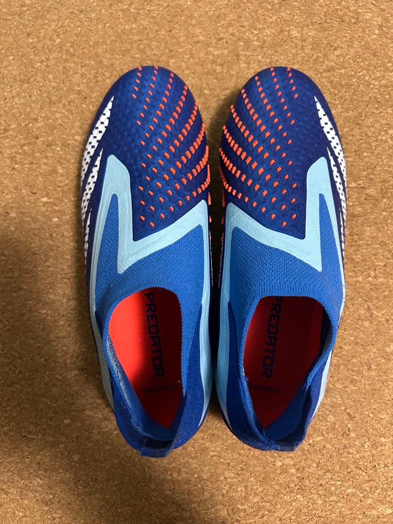 ばみち　【未使用】adidas サッカースパイク　プレデター