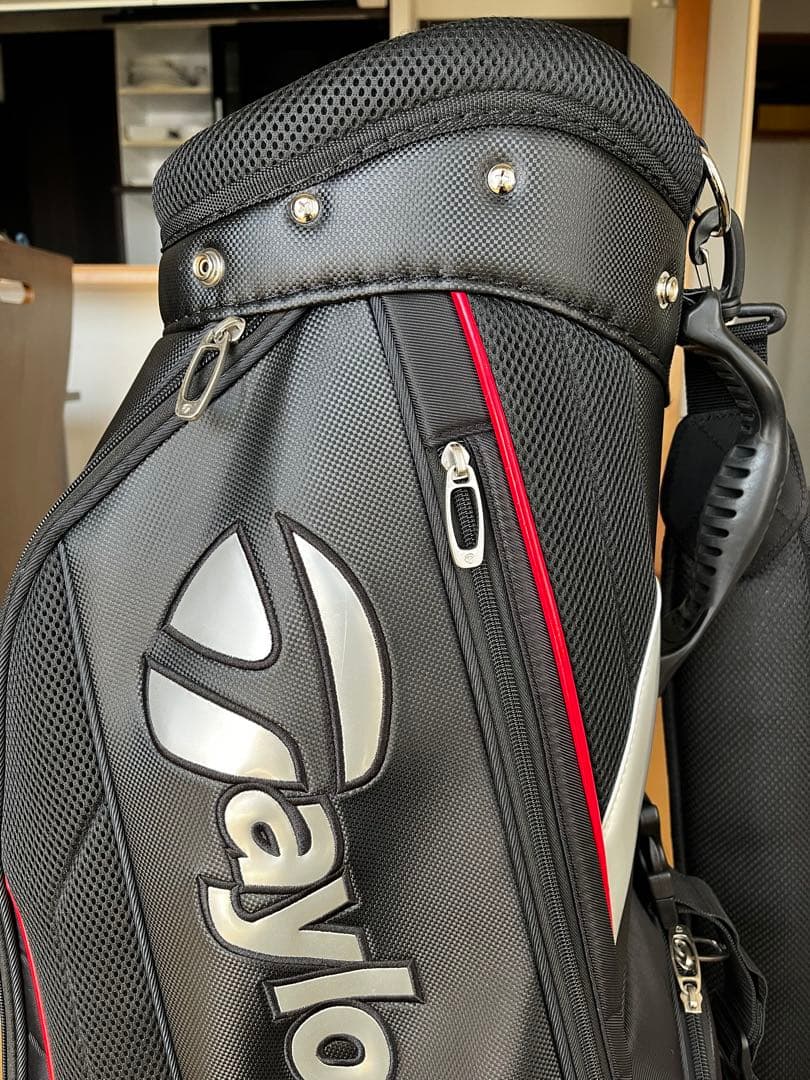 良品テーラーメイド CB KY833トゥルーライト キャディバッグ　9型軽量　黒