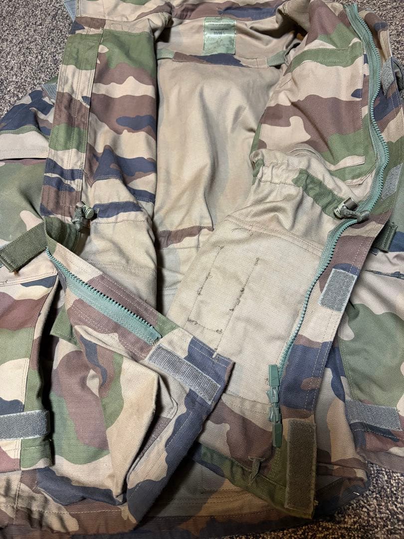 実物 デッドストック フランス軍FELIN T4 S1 コンバットジャケット