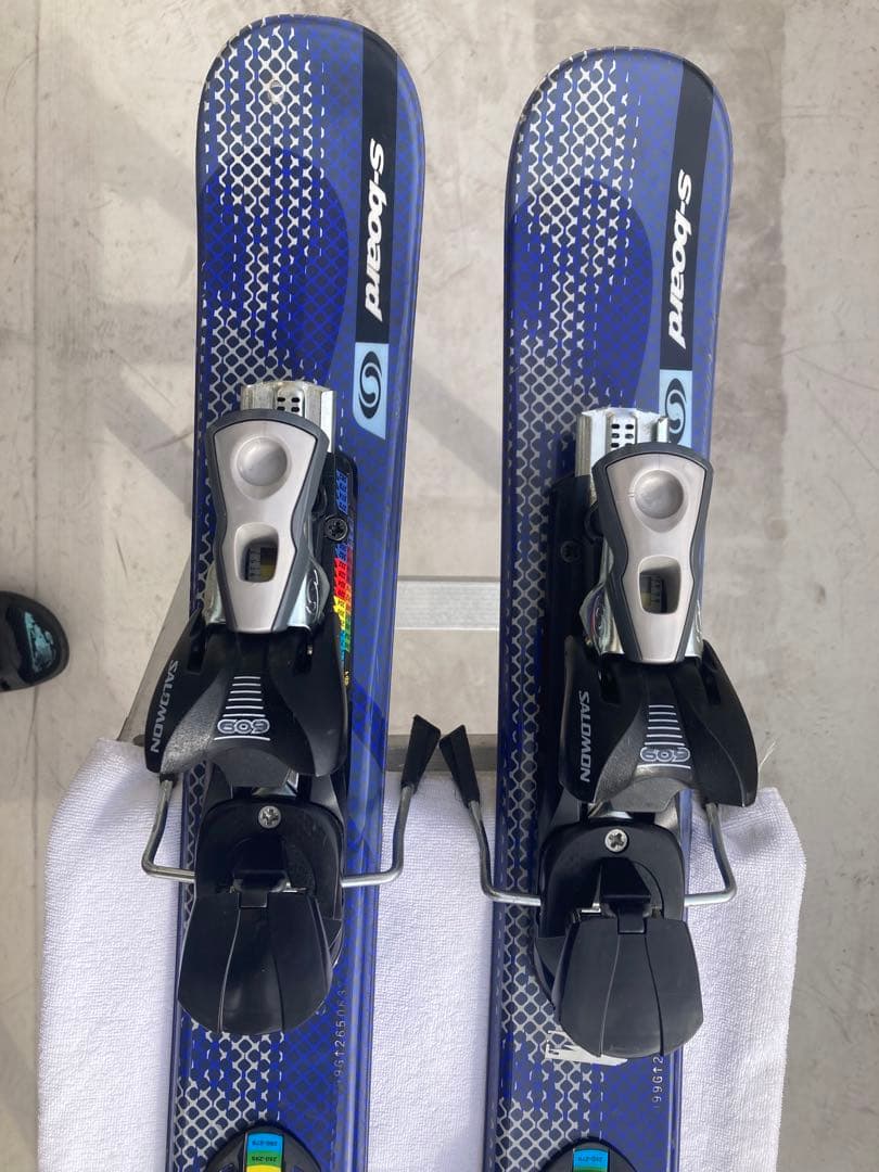 ショートスキー　(ファン)ボードと解放ビィンディング のセット　SALOMON青