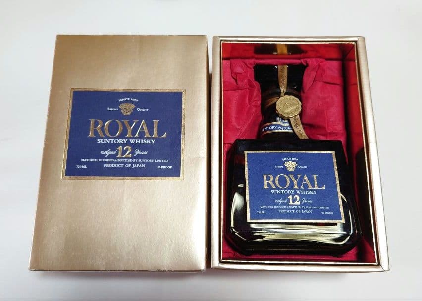 【箱入り未開栓】 12年 サントリーウイスキー 古酒