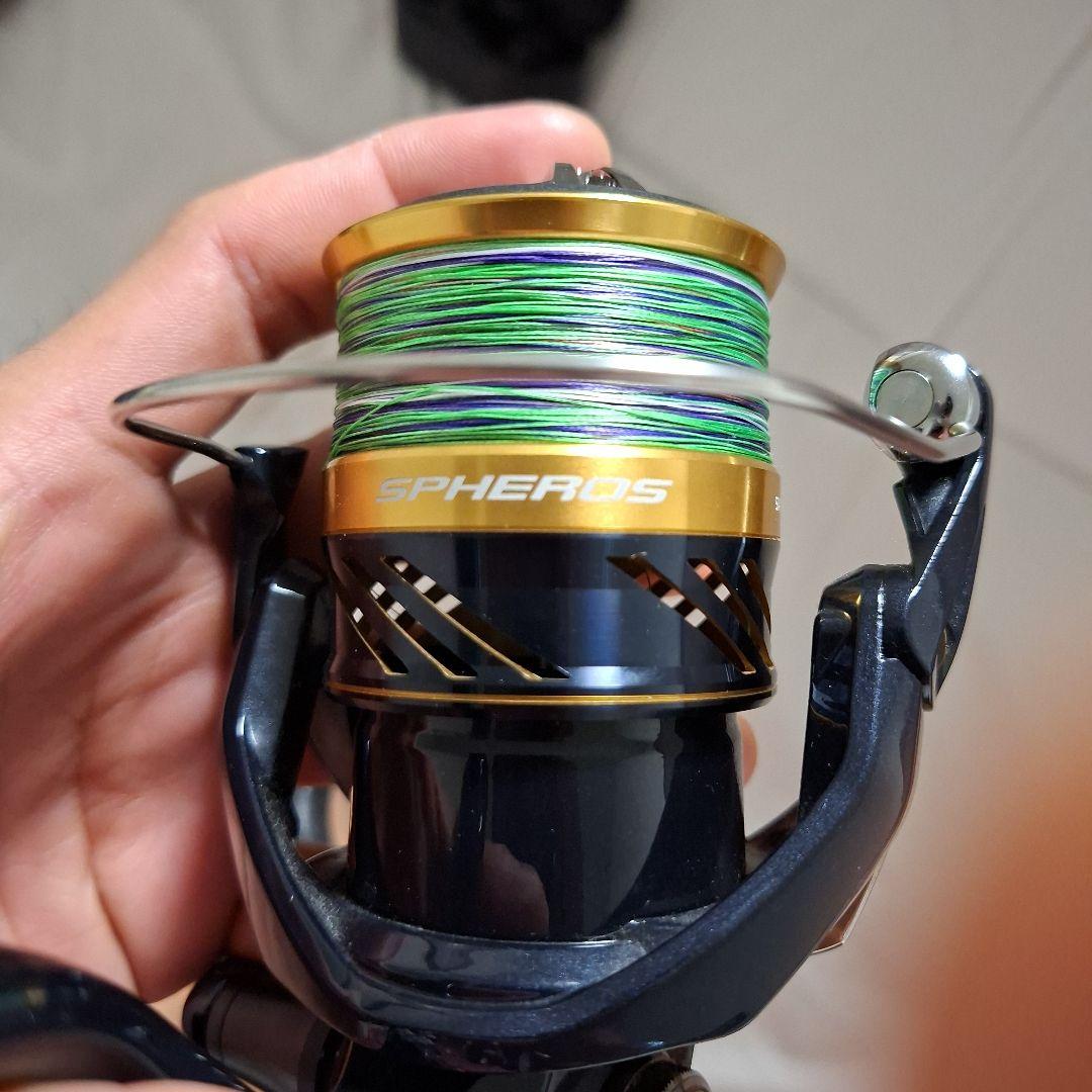 SPHEROS SW 4000XG スピニングリール