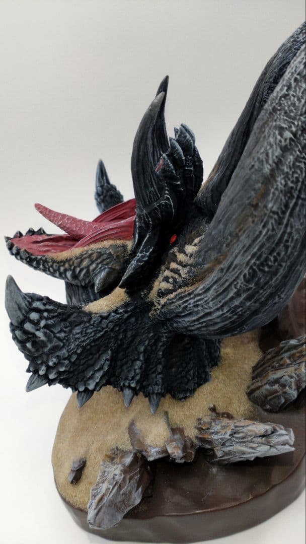 モンスターハンター ディアブロス亜種 フィギュア マルチスタンド 約20cm
