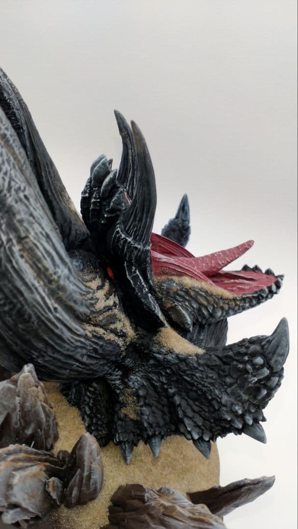 モンスターハンター ディアブロス亜種 フィギュア マルチスタンド 約20cm