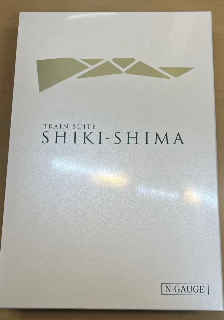 KATO 10-1447 E001形　四季島　10両セット
