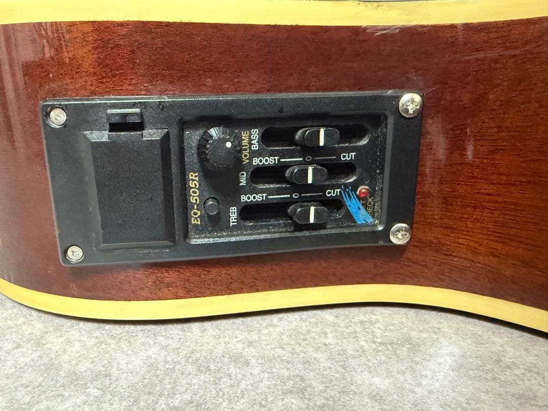 エレアコ Fホール 塗装 詳細不明 ブラック アコースティックギター