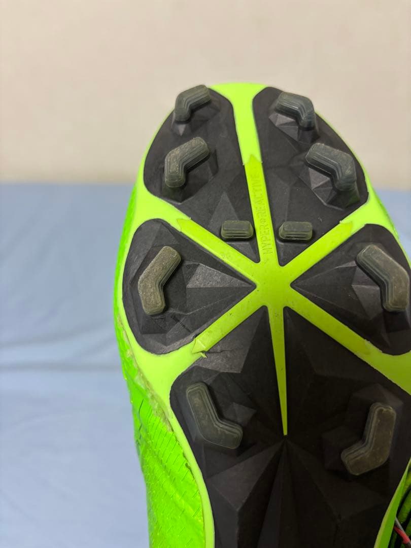 【最終値下げ】Nike PHANTOM VENOM FG 27cm