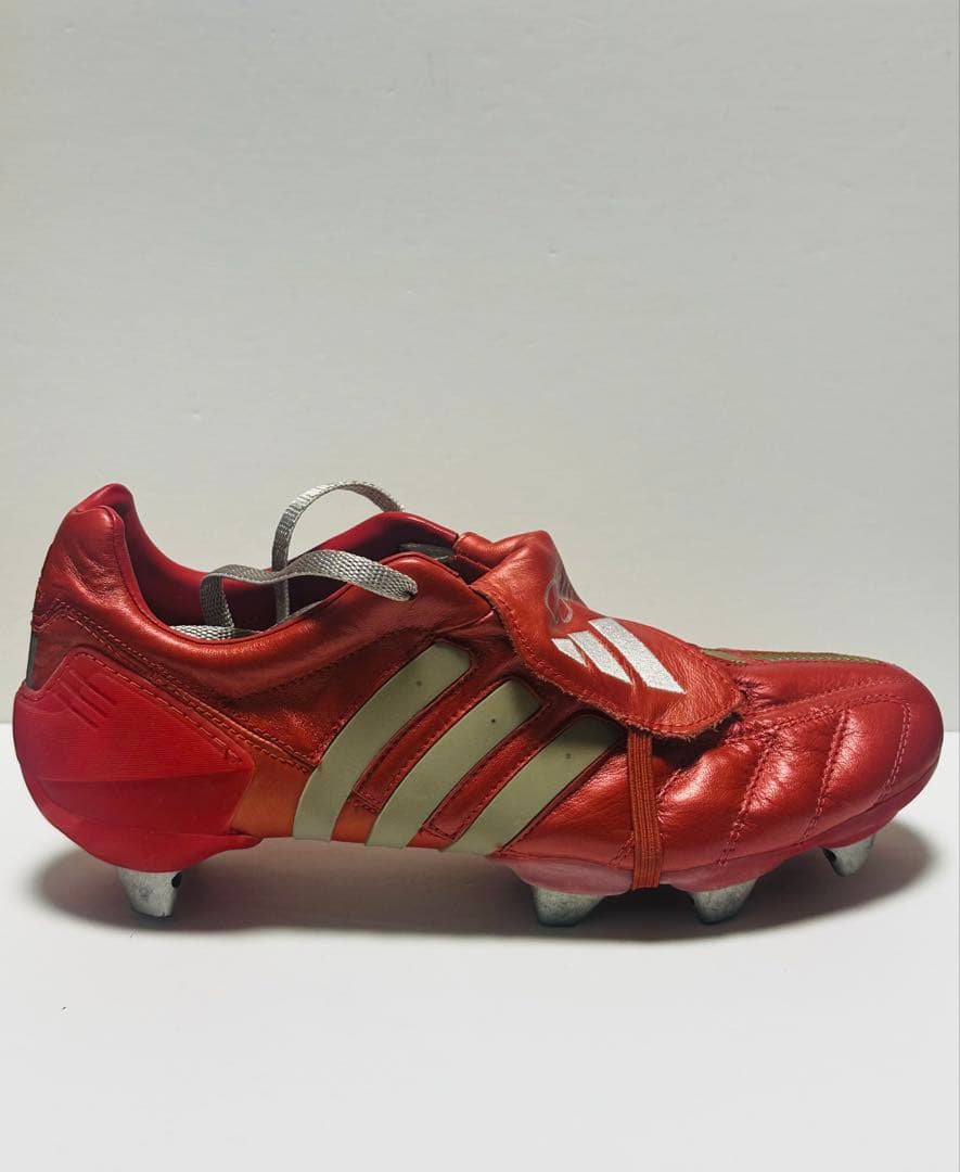 ベッカム サイン入りadidasプレデターマニア Predator Mania