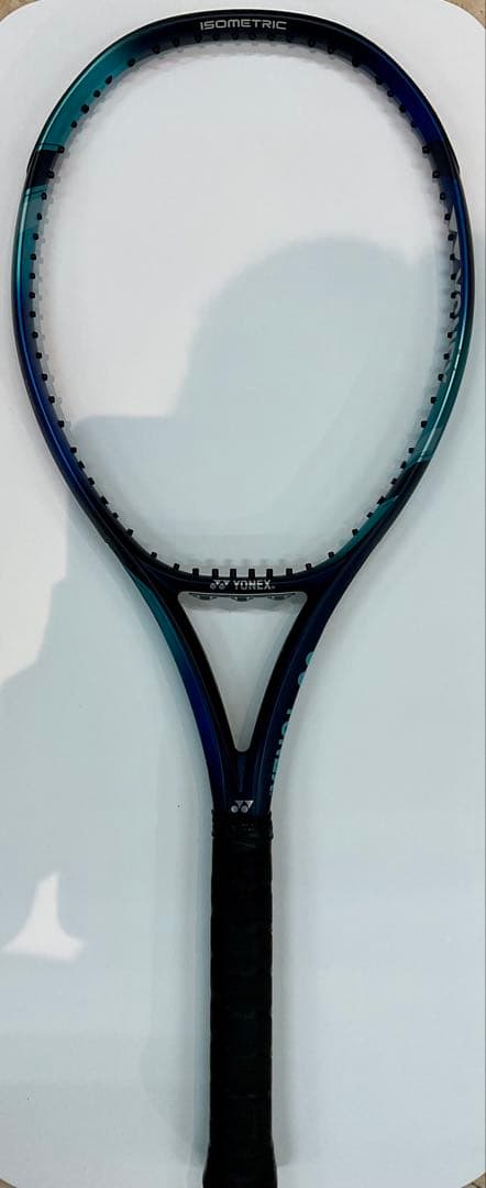 【美品】YONEX EZONE 100 G2 2022ストリング＆張上サービス