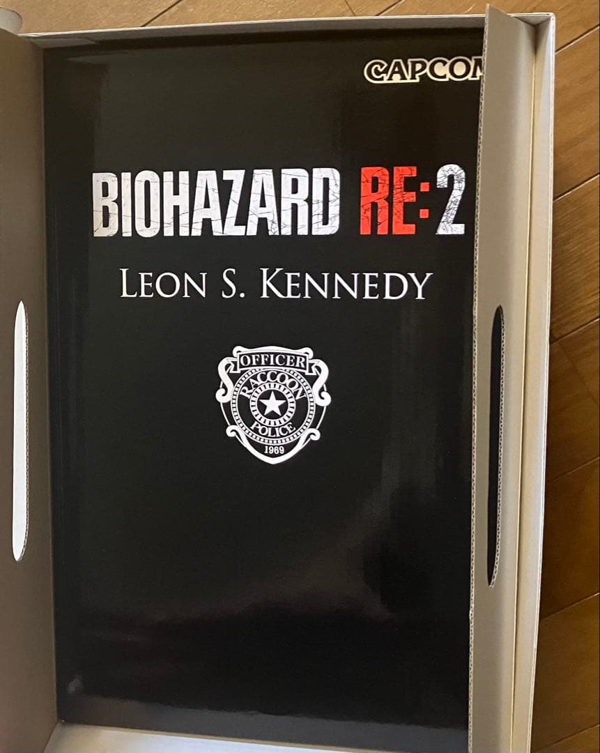BIOHAZARD RE:2 コレクターズエディションBox レオン　フィギュア
