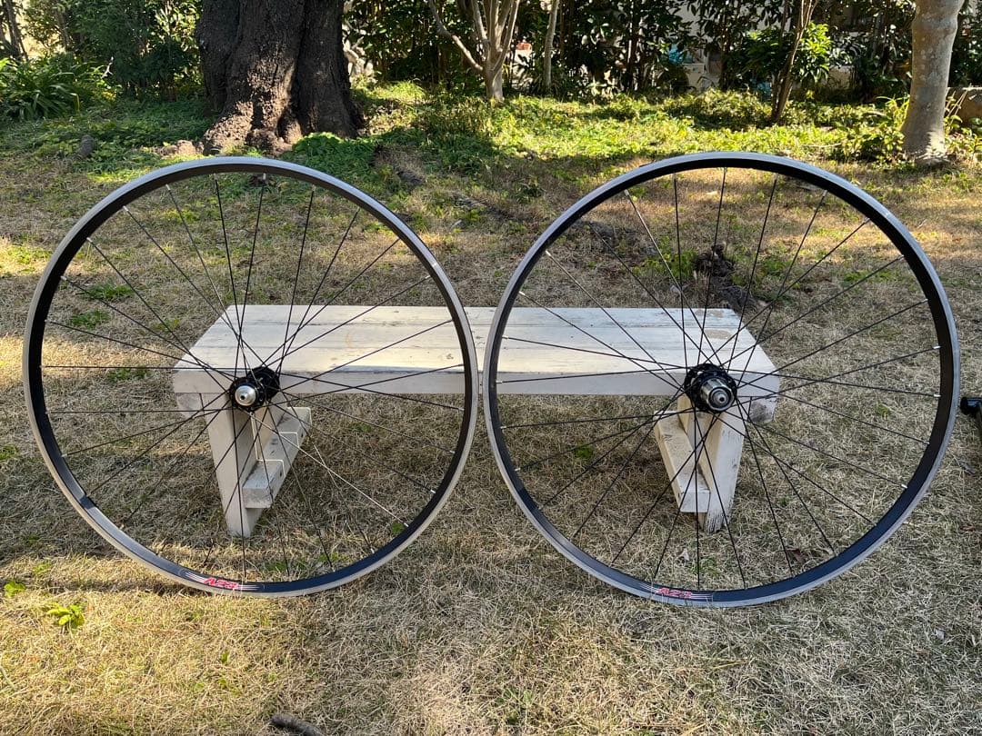 クリスキング　R45 ロードハブ　velocityリム