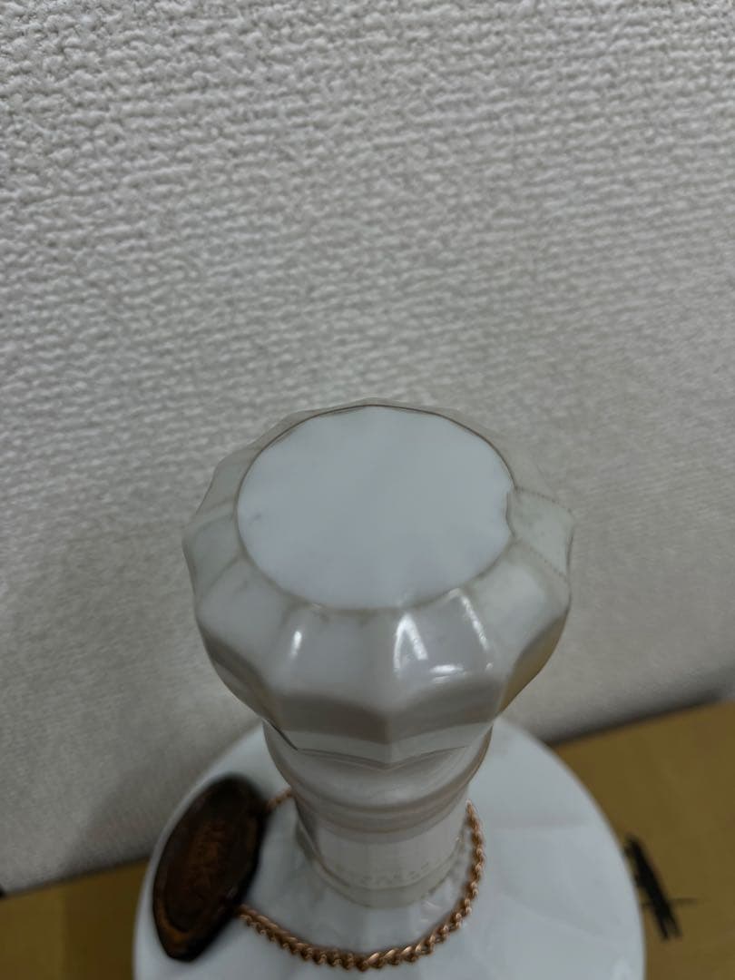 ニッカ鶴特級ウイスキー陶器ボトル760ml 43%