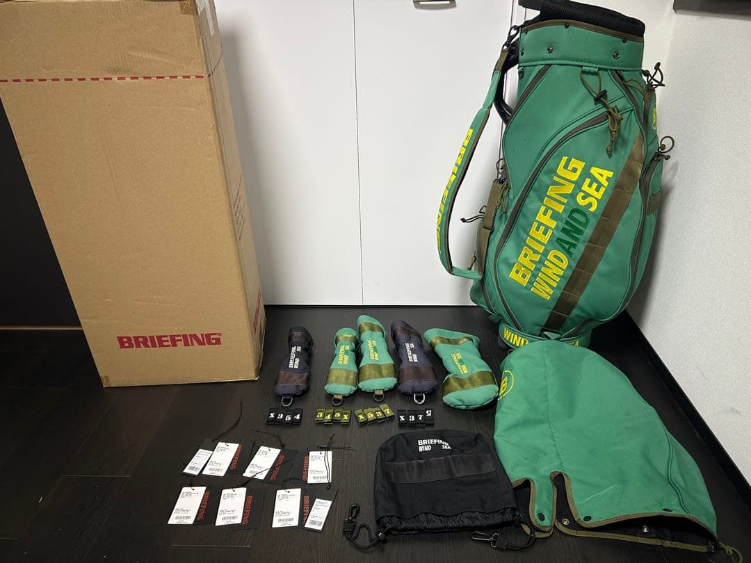値下げBRIEFING WIND AND SEA キャディバッグ　ヘッドカバー