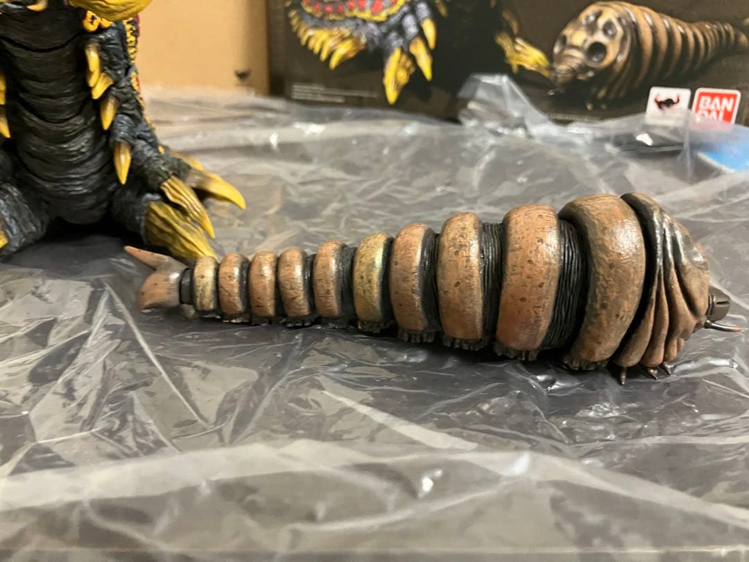 （悟空）S.H.MonsterArtsバトラ（幼虫）&モスラ（幼虫）