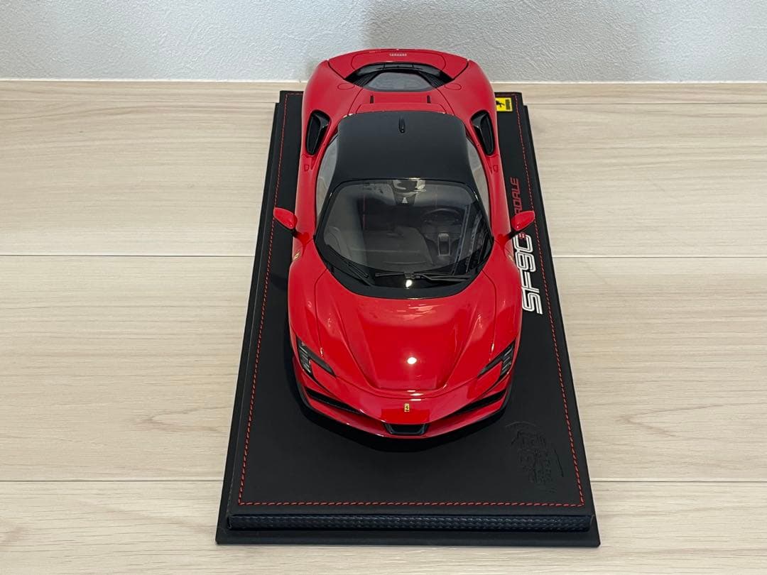 BBR 1/18 ポルシェSF90 Stradale 105/449台限定モデル