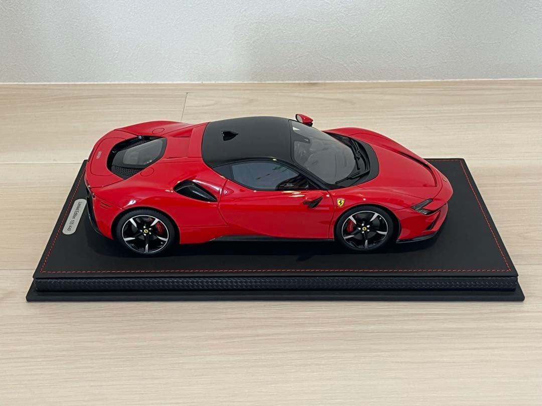 BBR 1/18 ポルシェSF90 Stradale 105/449台限定モデル