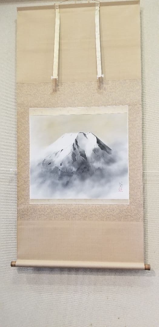 大野逸男作1.8尺横富士 高さ約145cm 幅約67cm　太巻二重箱 院展特待