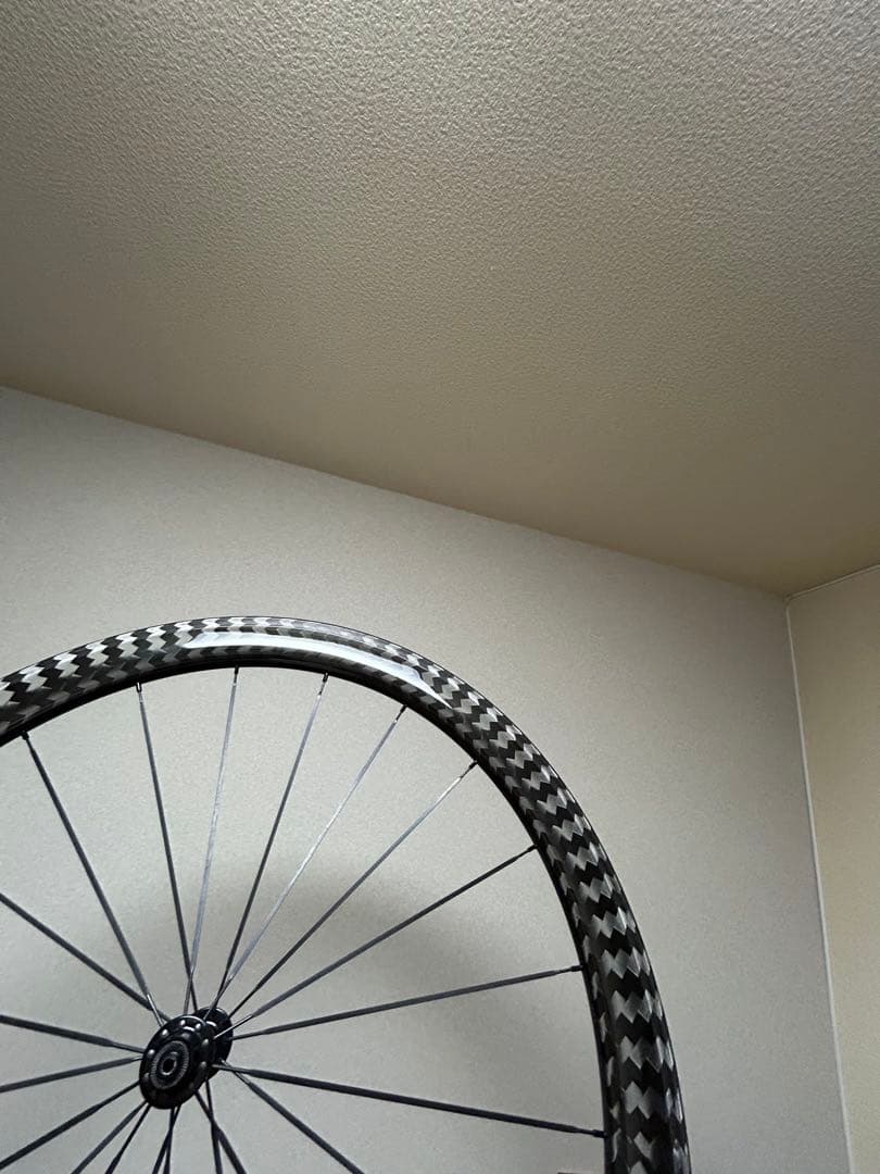 カーボンホイール 前後セット