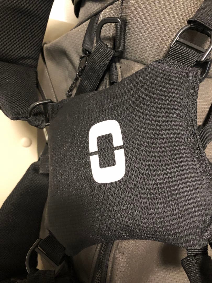 【送料込み】希少レア　オジオ　OGIO キャディバッグ　メンズ　軽量