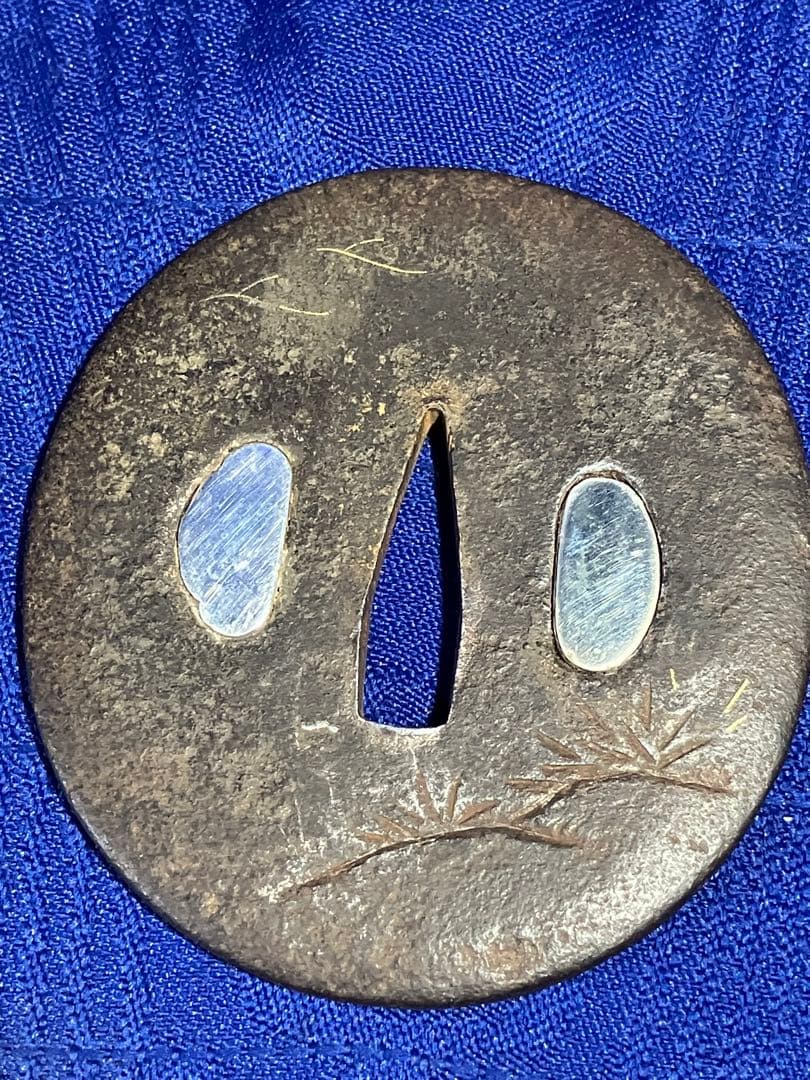 日本刀　小刀　鍔　金銀象嵌　鉄鍔