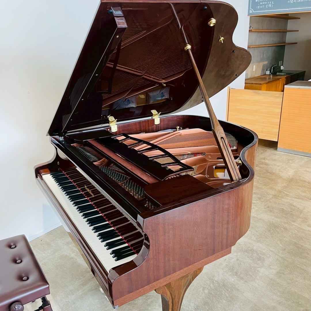 輸入グランドピアノWENDL＆LUNG