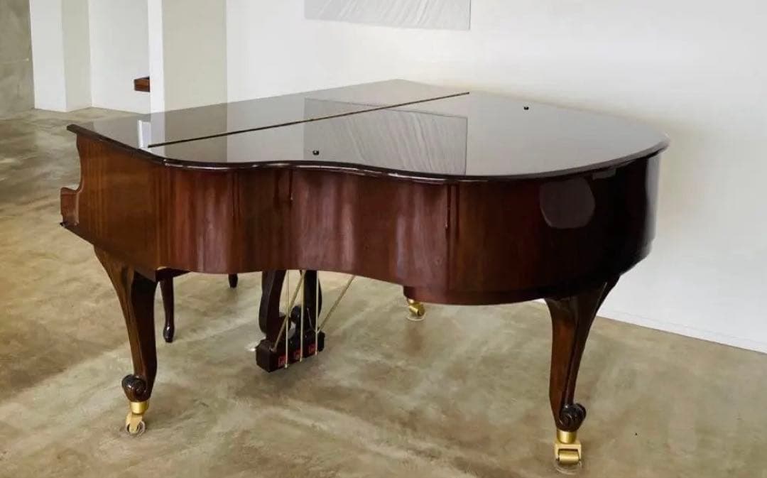 輸入グランドピアノWENDL＆LUNG