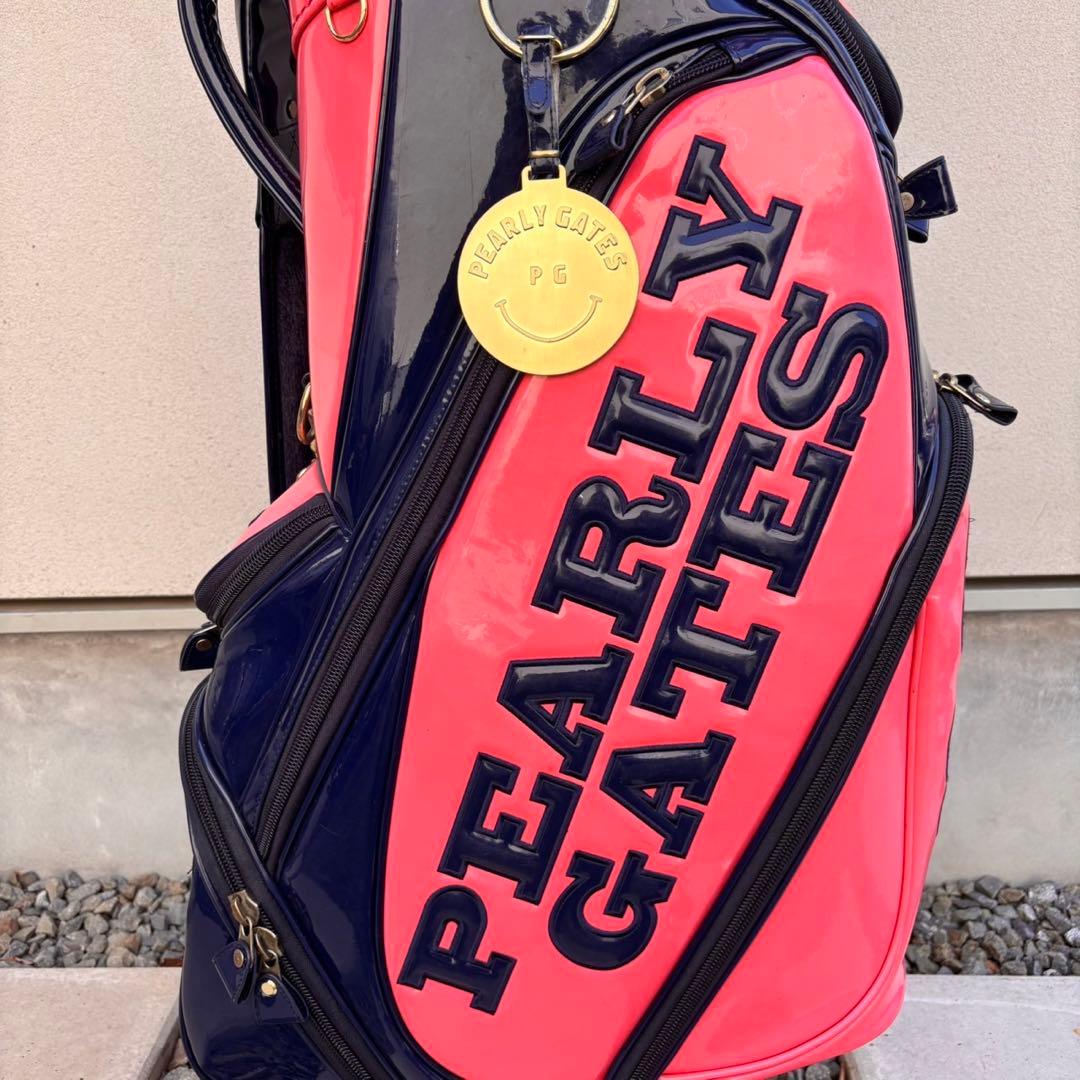 パーリーゲイツ　エナメル キャディーバック　ピンク/ネイビー 9.5型