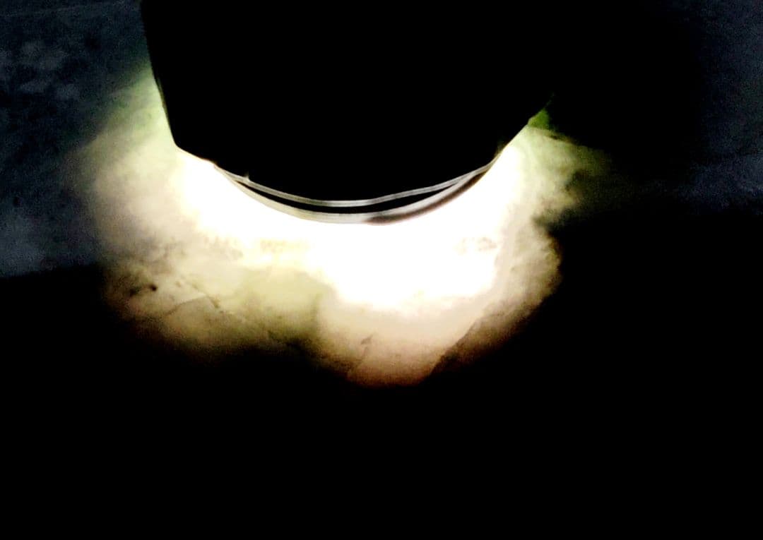 ★翡翠原石★糸魚川硬玉【小滝灰ラベ・転石・切り出し❶1319ｇ】