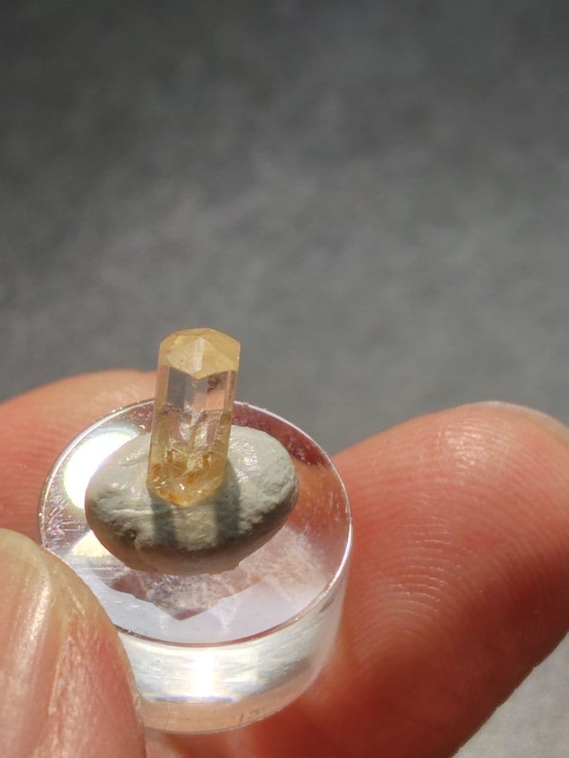 フェナカイト　ミャンマー産　1029