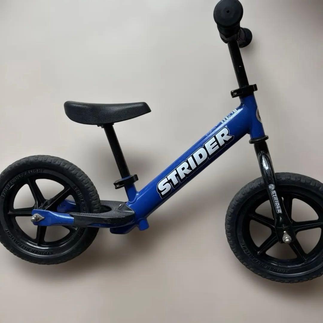 ストライダー　スポーツ　ブルー