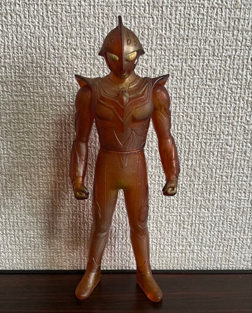 ウルトラマンネクサス ジュネッス クリア ラメ ソフビ 限定 ゴールド