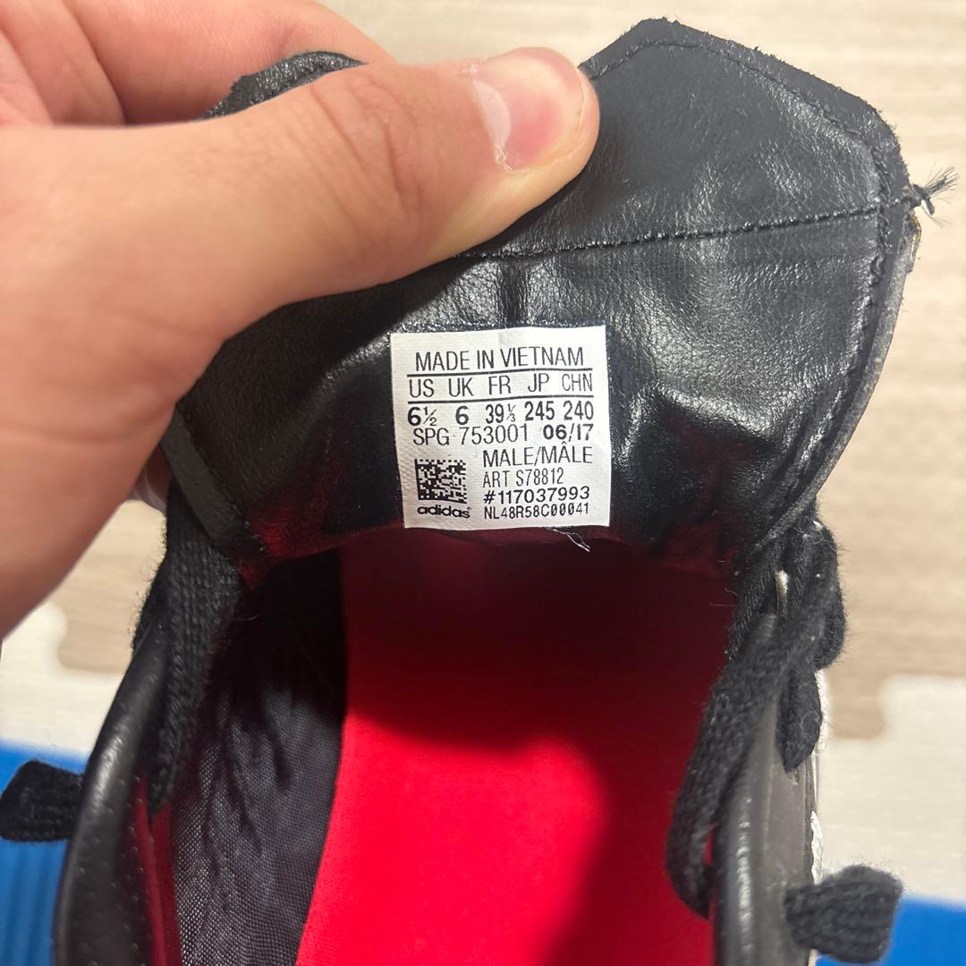 パルティーク サッカーシューズ ブラック/ホワイト