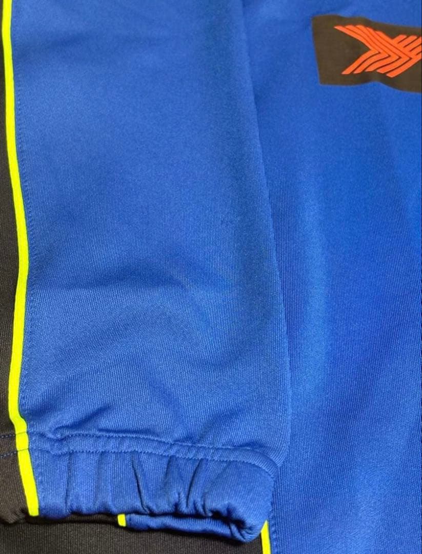 【希少品】 湘南ベルマーレ トレーニングトップ ウェア Mサイズ 選手支給品