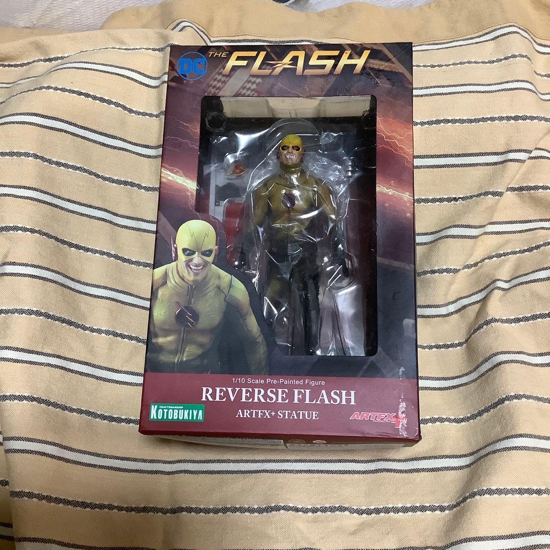Kotobukiya Reverse Flash 1/10フィギュア