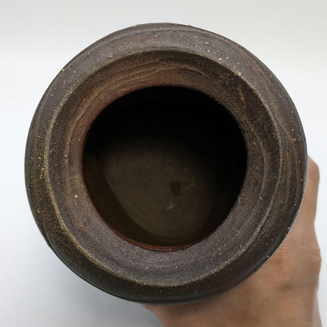 西川政美 備前焼 三角面取擂座花入 共箱共布栞 花器 花瓶 フラワーベース 置物