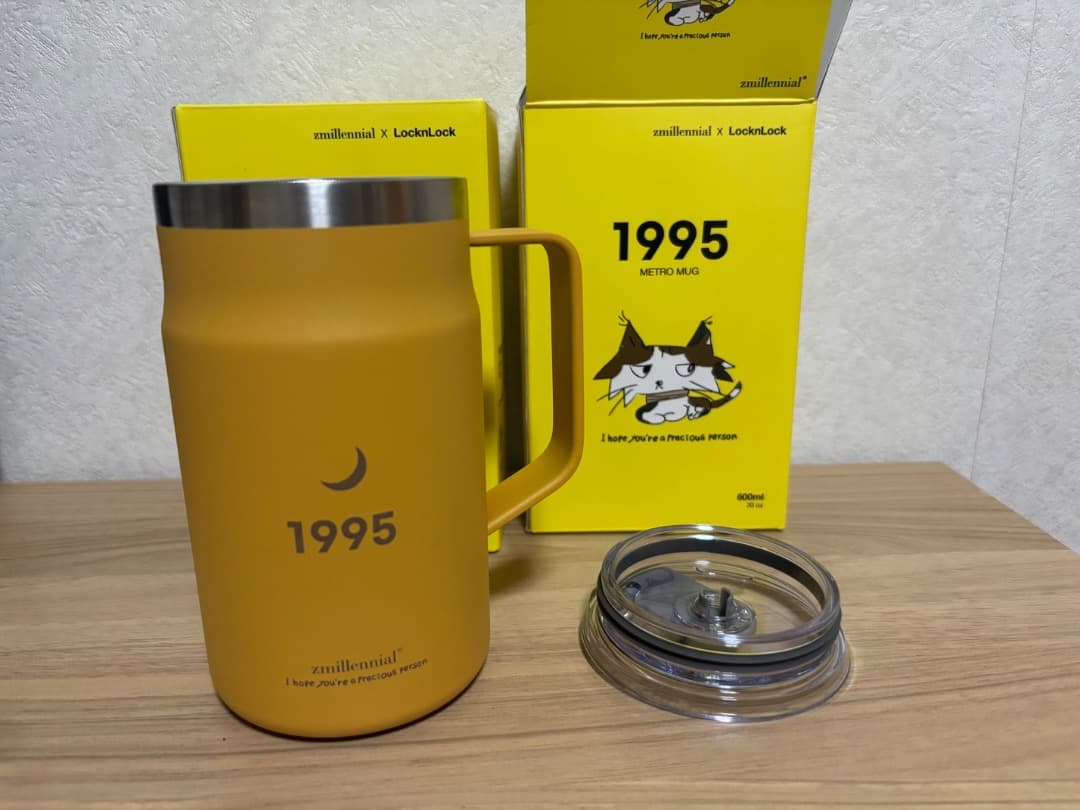 ジミンパパのカフェZM-illennial 店舗限定色のタンブラー