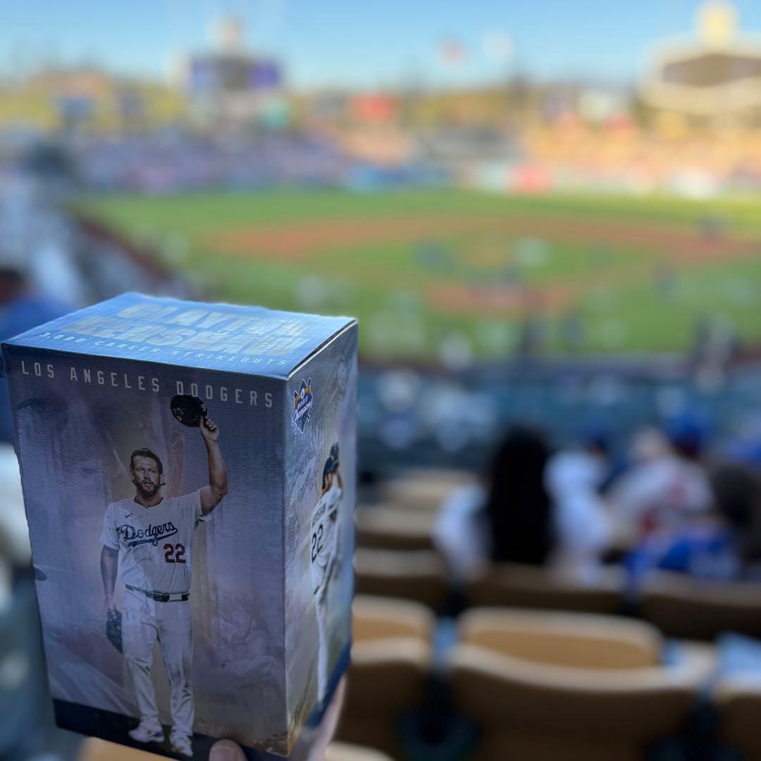 【新品・非売品・レア】ドジャース カーショー 3000奪三振記念　ボブルヘッド