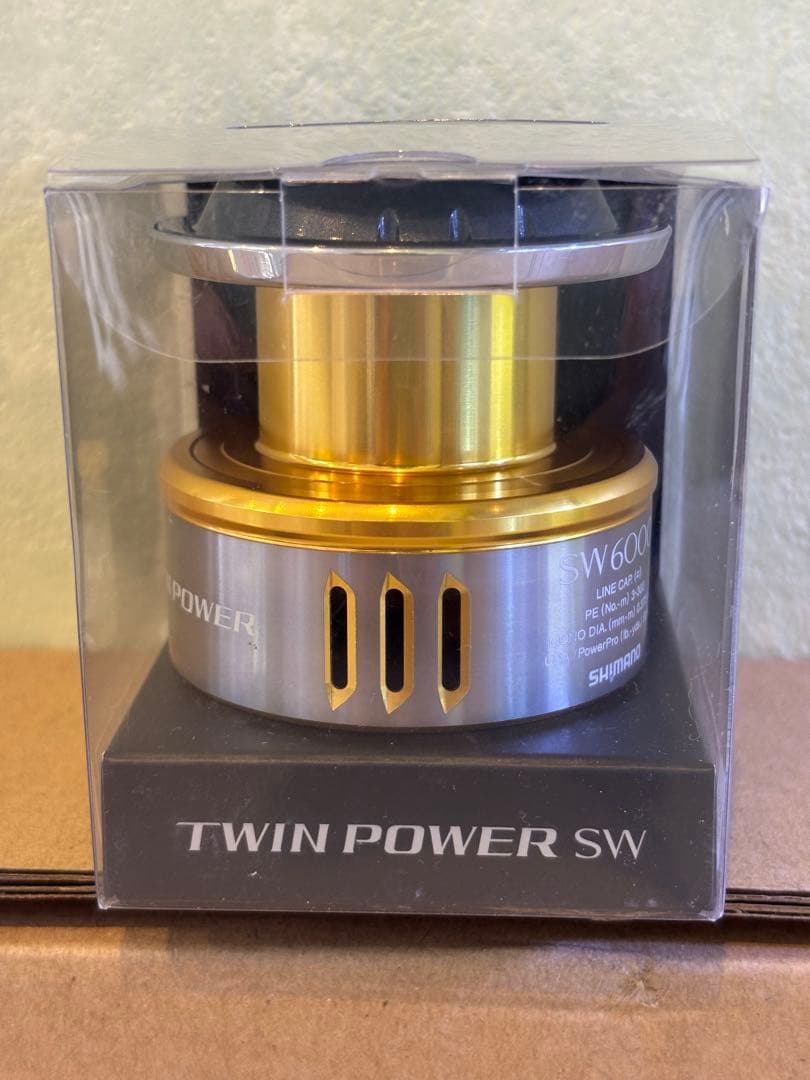 15ツインパワーSW 5000 6000スプール　未使用品