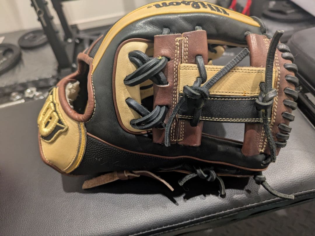 Wilson　軟式　内野用グラブ