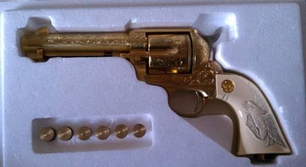 マルシン・ACG【パットン将軍コルトＳＡＡ.45】日本製モデルガンラック付