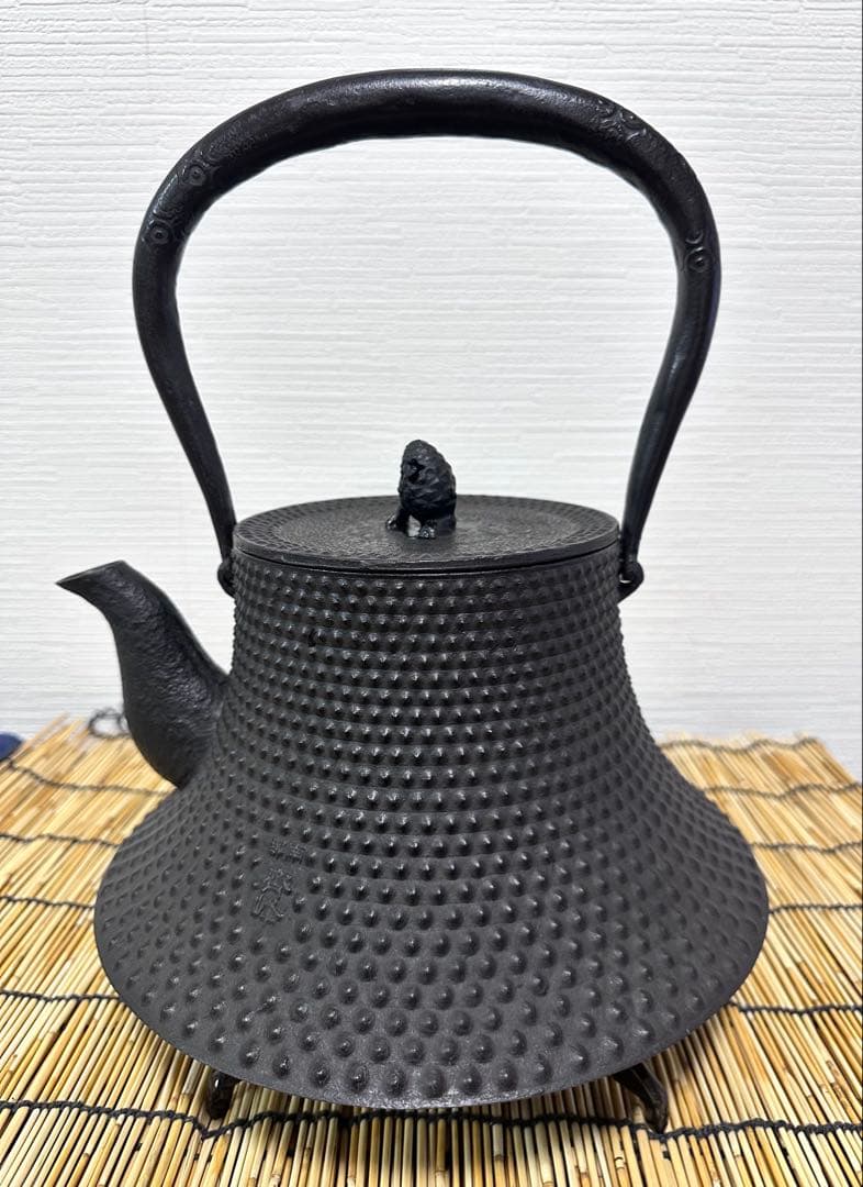 未使用品、タグ付　南部成龍堂鋳　及川光正　斎峰造　３０型　南部鉄瓶　南部鉄器