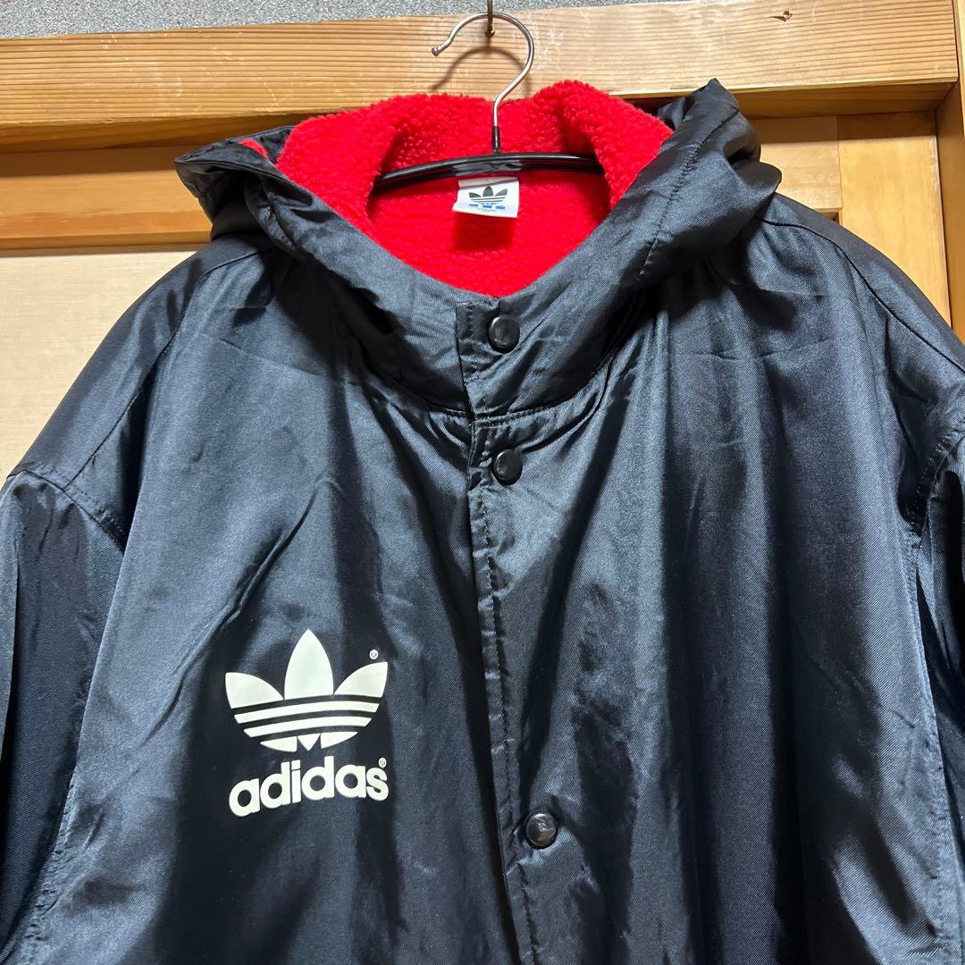 ヴィンテージ 古着 adidas アディダス ベンチコート デサント製　黒　赤