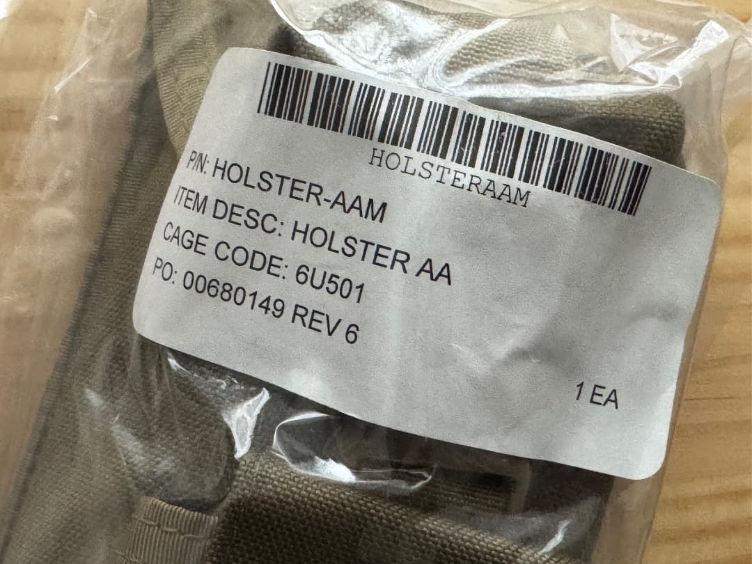 新品 実物 IZLID 1000P Infrared Laser ポーチ カーキ