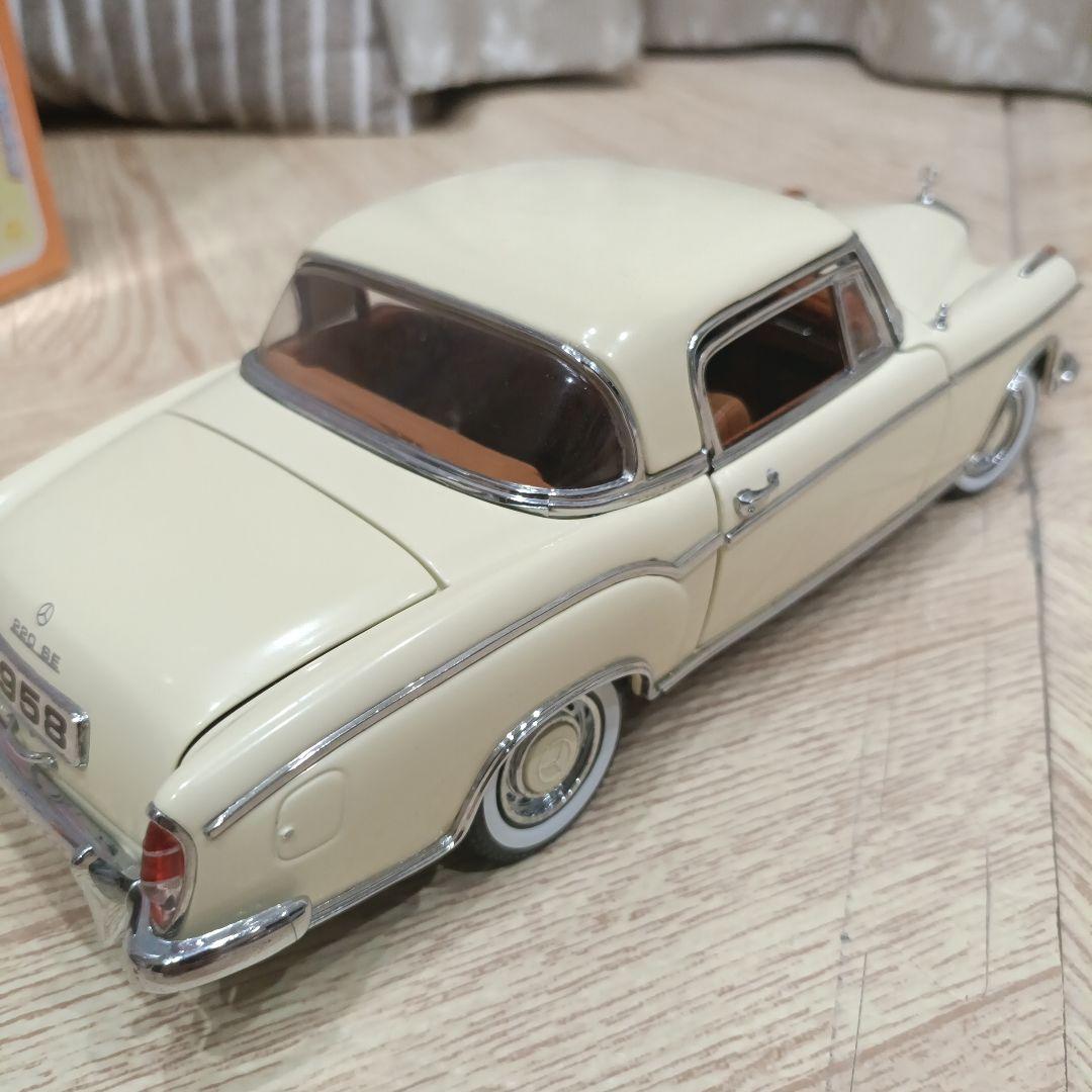 激レア サンスター製 １/18・1958 メルセデスベンツ 220SE クーペ