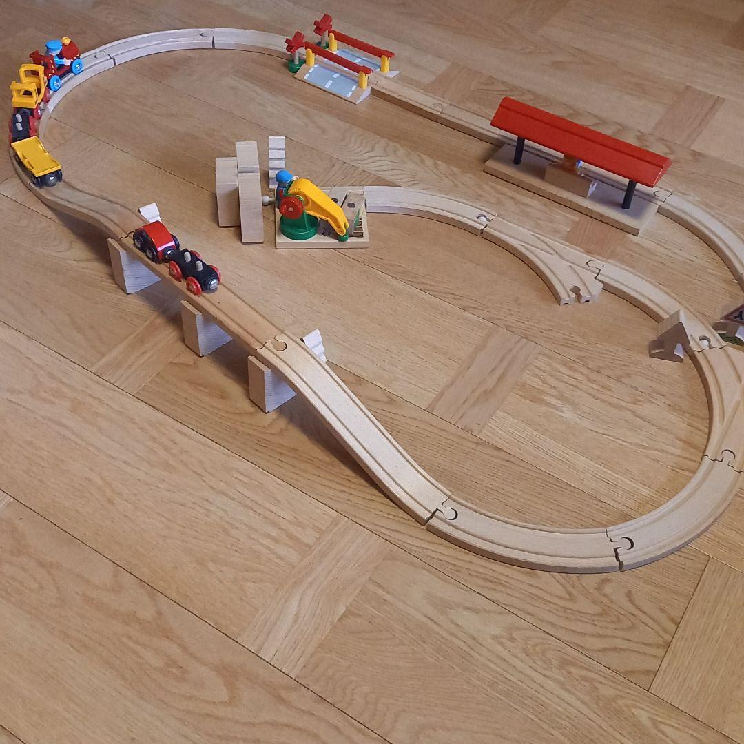 BRIO ブリオ　木製レール　列車　木のオモチャ　人気　セット　知育玩具　要説明