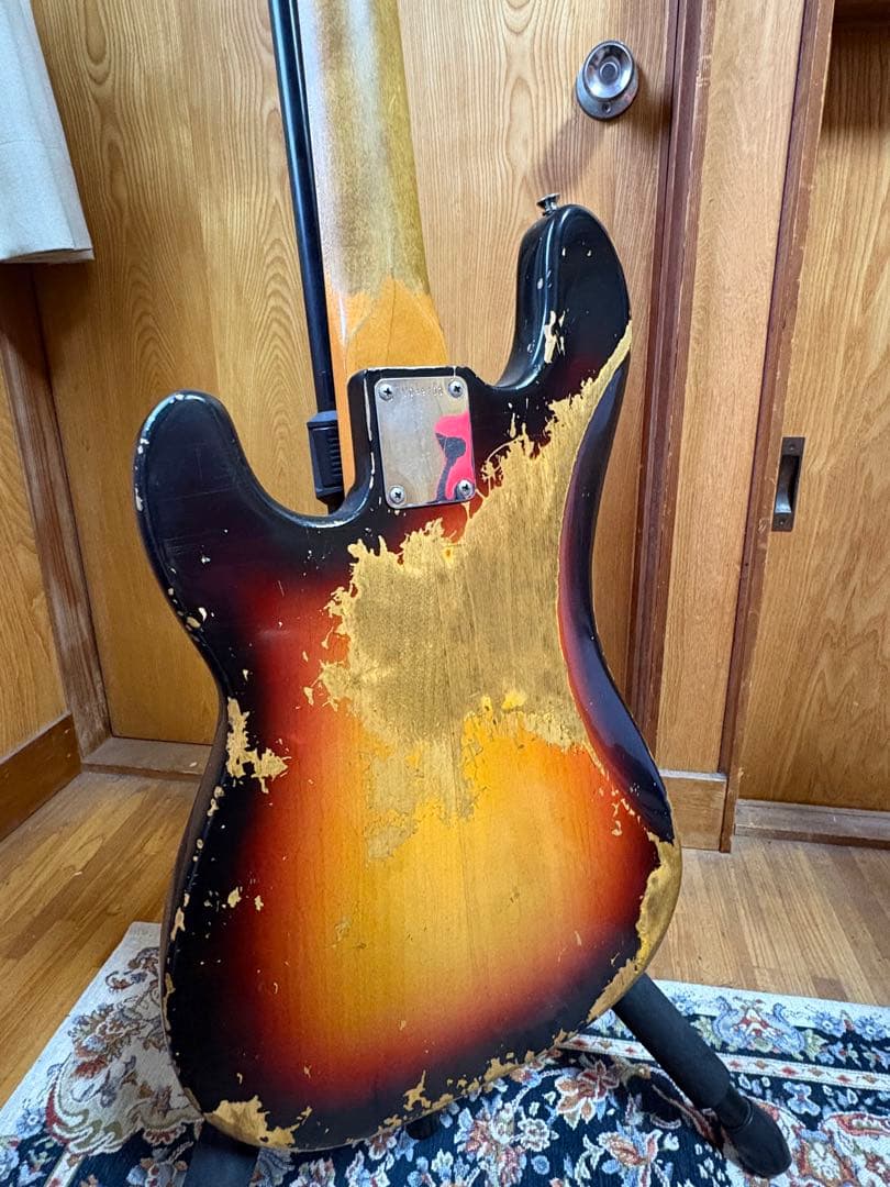 1990年FenderUSA American Vintage bass 62