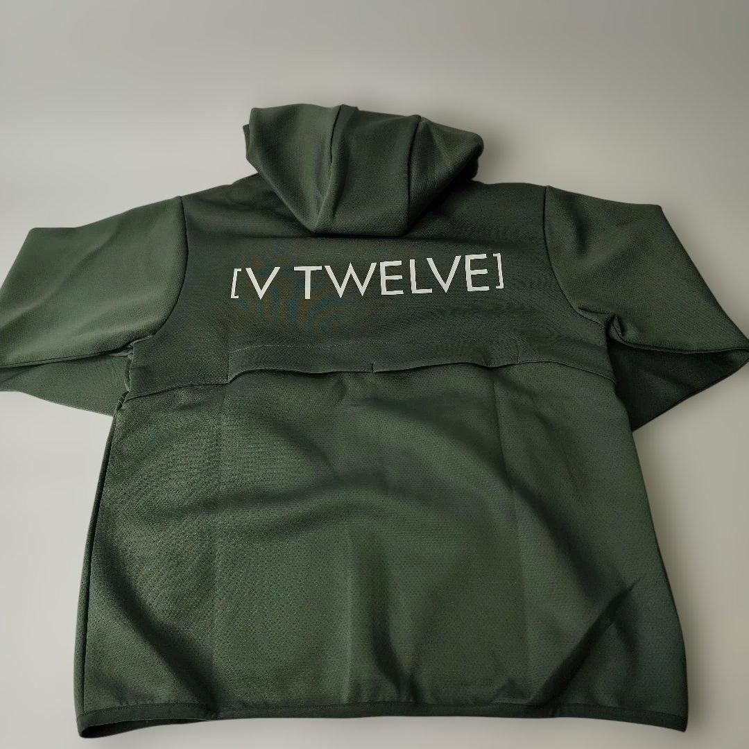 半額！※新品未使用タグ付き※パーカー