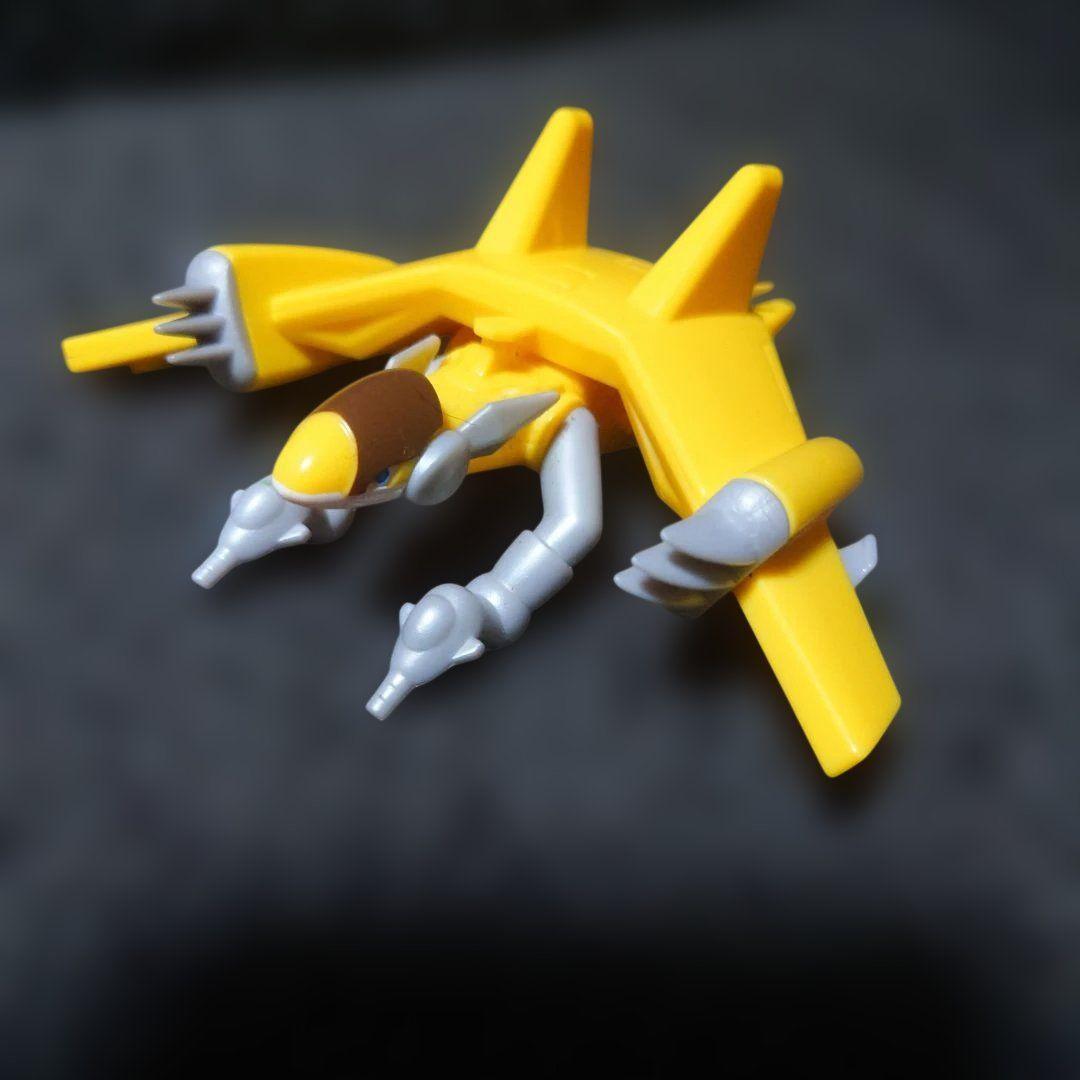 デジモンクロスウォーズ　シャウトモン等　フィギュア