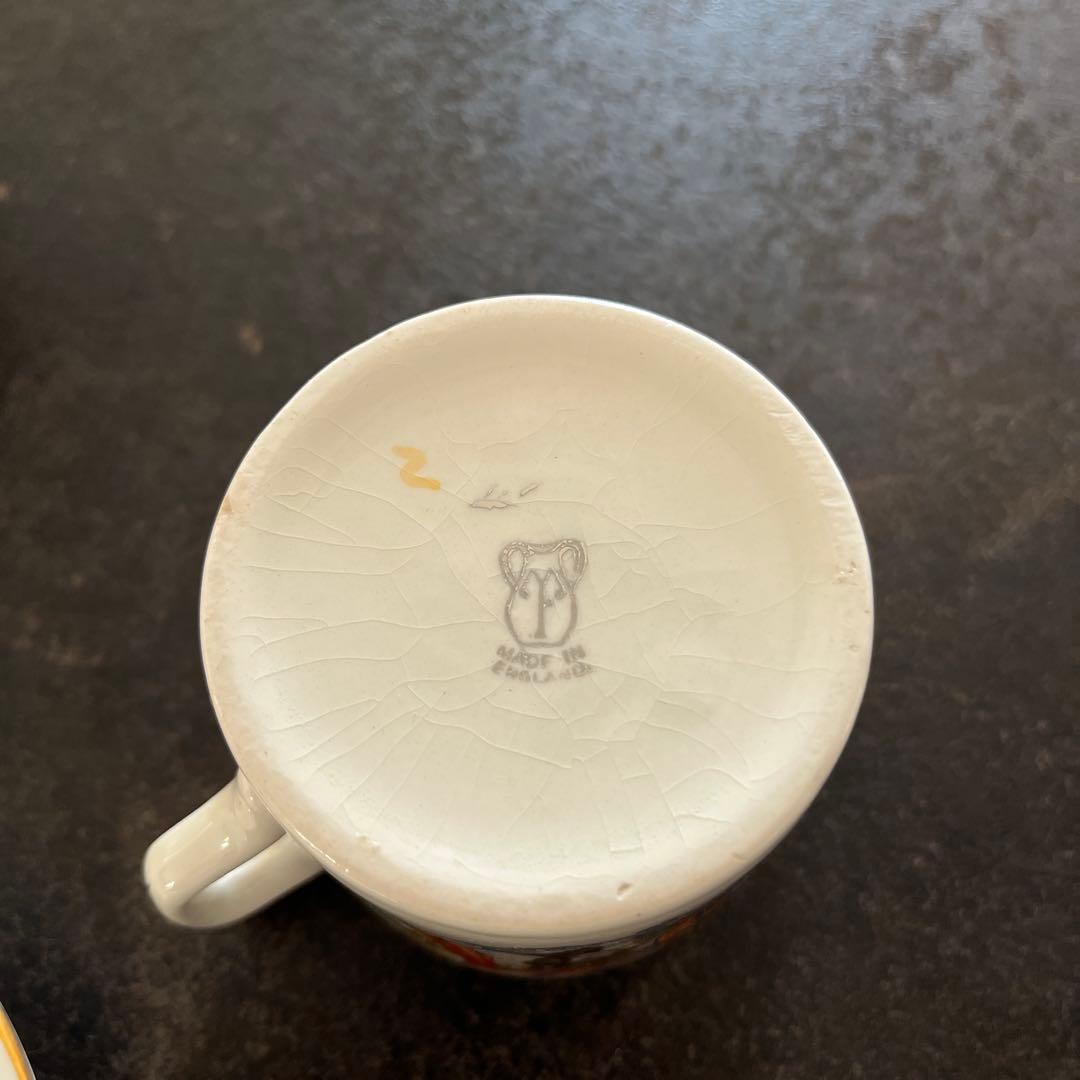 【4点セット】マグ　カップ　ソーサー　アンティーク　イギリス　エリザベス女王