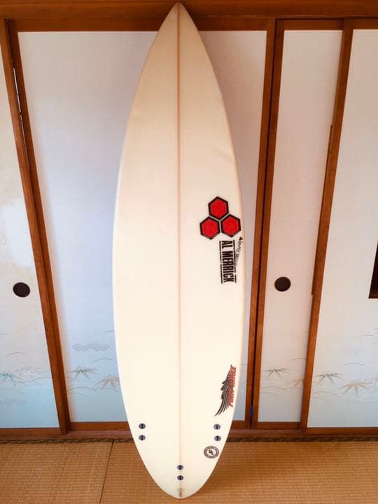 お得！　フィン付　アルメリック　サーフボード FORTNOX 6,1